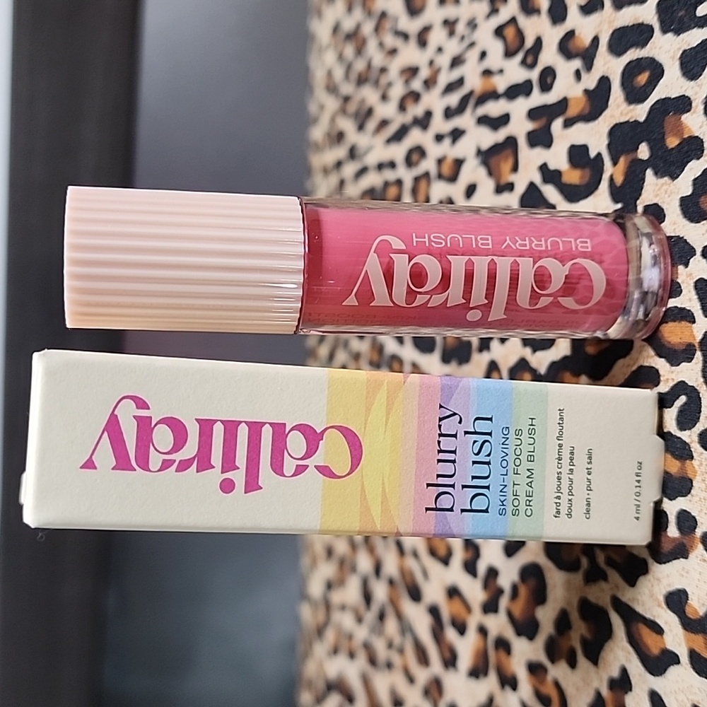 caliray blurry blush